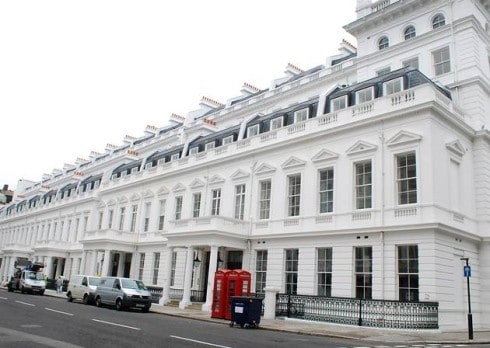 Falling scaffold tube kills smoking worker
