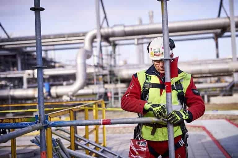 Industrial services giant Altrad has successfully raised €1.25 billion through its first-ever public bond issuance, following its recent investment-grade rating from S&P Global Ratings.