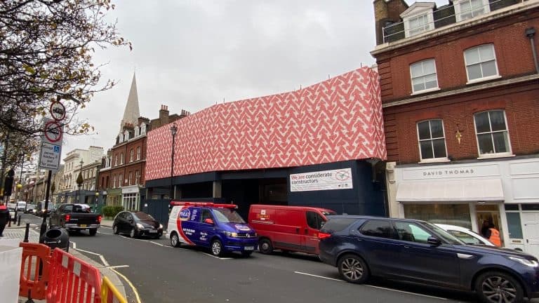 Firm installs UK’s first ever PVC-free printed scaffold wrap