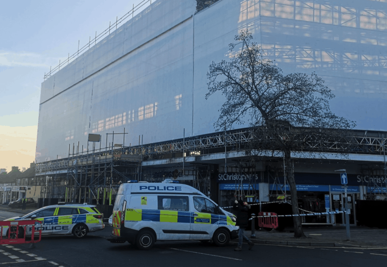 Worker dies in London scaffold fall Worker dies in London scaffold fall