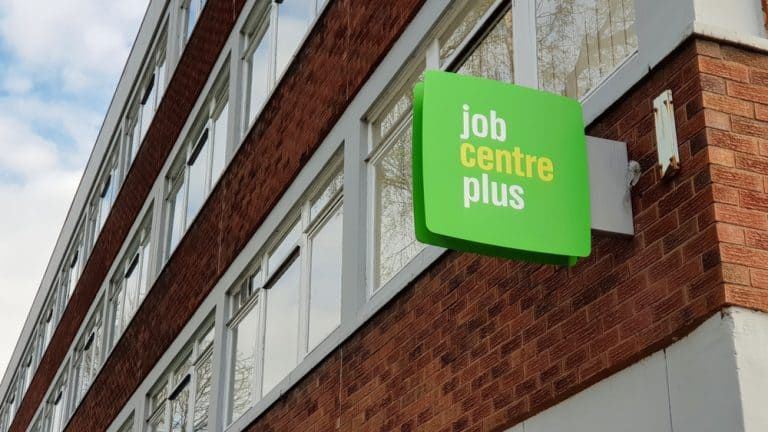 UK Construction job vacancies continue to reach new record levels