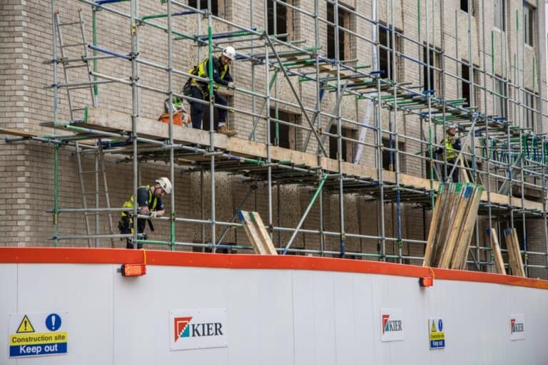 Safety Fears Rise as HSE Inspections Plummet