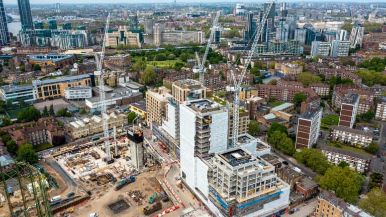 Statom Group, a leading construction contractor, has announced a substantial investment of £5.4 million in state-of-the-art equipment from PERI.