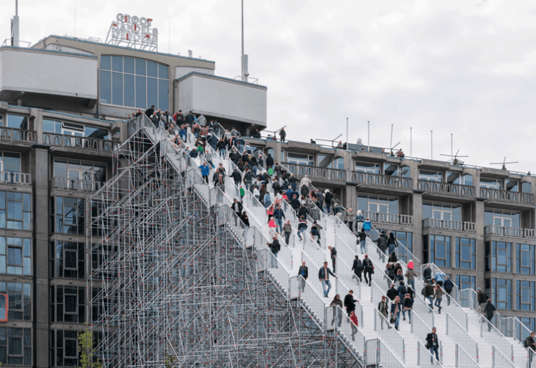 Dutch scaffolders complete giant scaffolding staircase in Rotterdam city centre