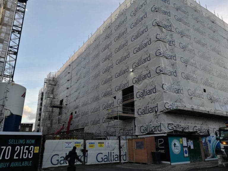 Worker falls from scaffolding on Surrey Quays development