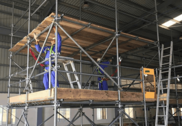 Safety & Access deliver first overseas scaffolding CPD