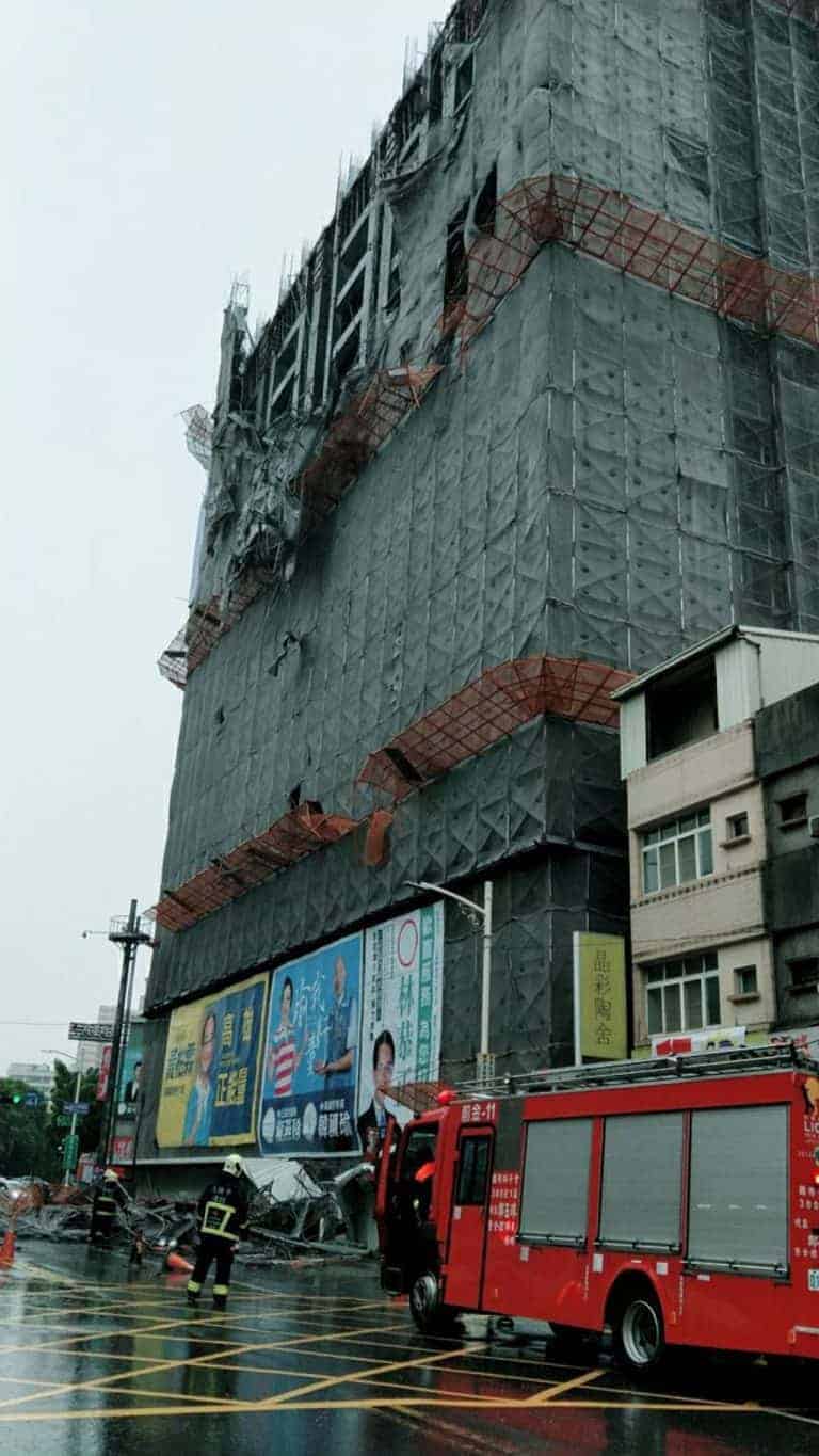 Scaffolding collapses during storm killing two in South Taiwan