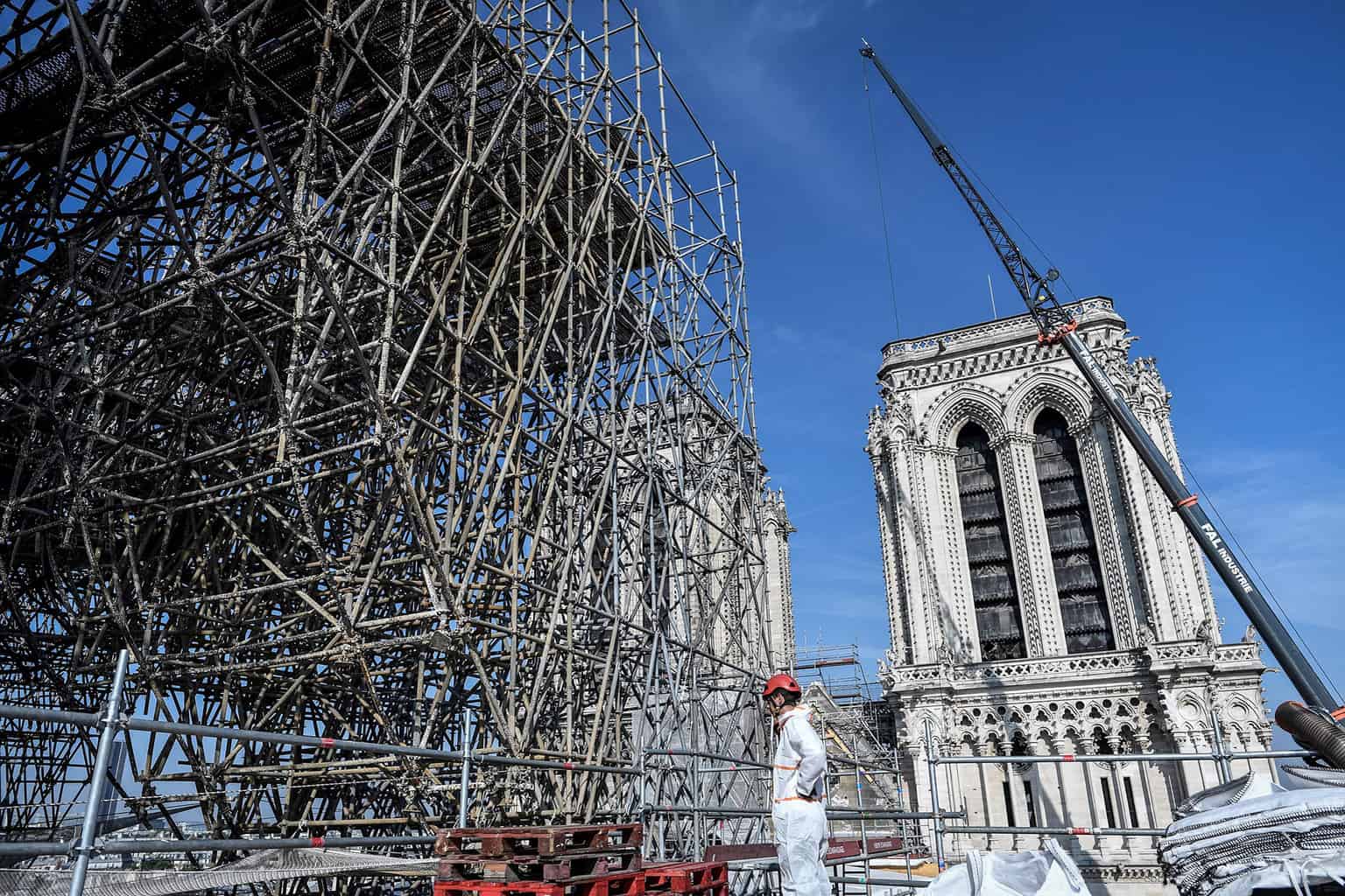 Notre Dame still at risk from tons of fire-damaged scaffolding ...