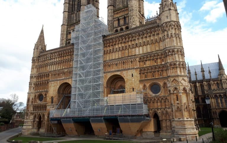 System scaffolding can help with social distancing, says TRAD