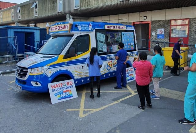 Watford Scaffolding hands out ice creams to NHS staff