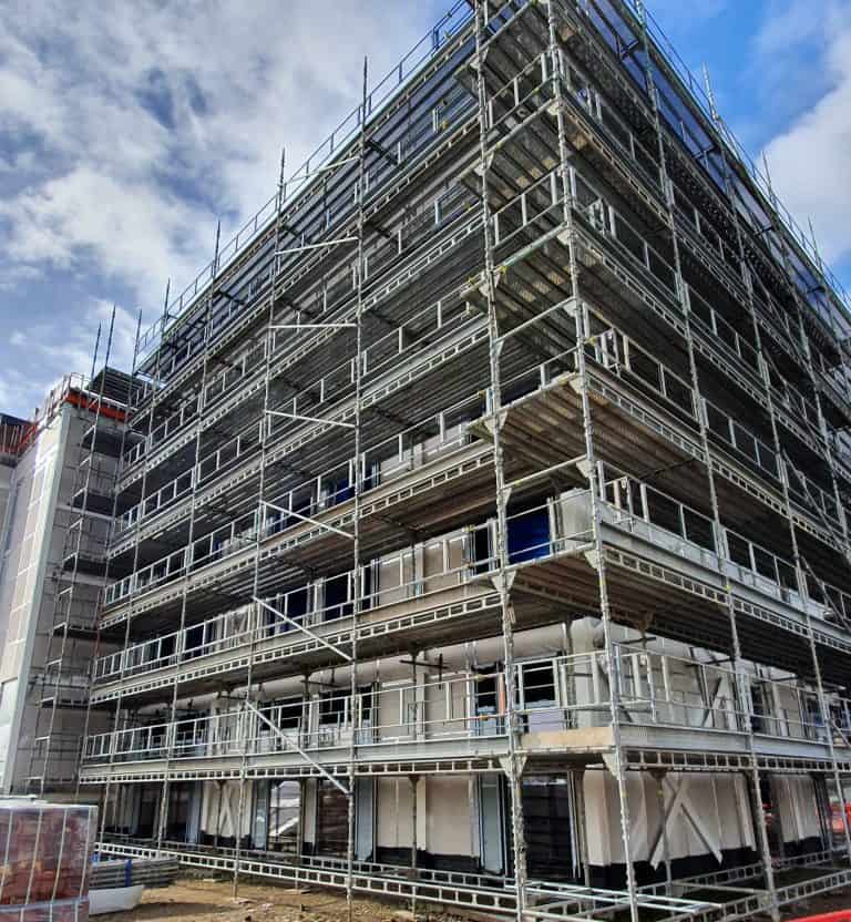 UKSSH and H & H Contract Scaffolding Reap The Full Rewards Of System Scaffold