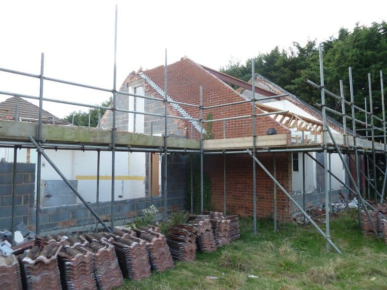 Isle of Wight worker dies during demo project