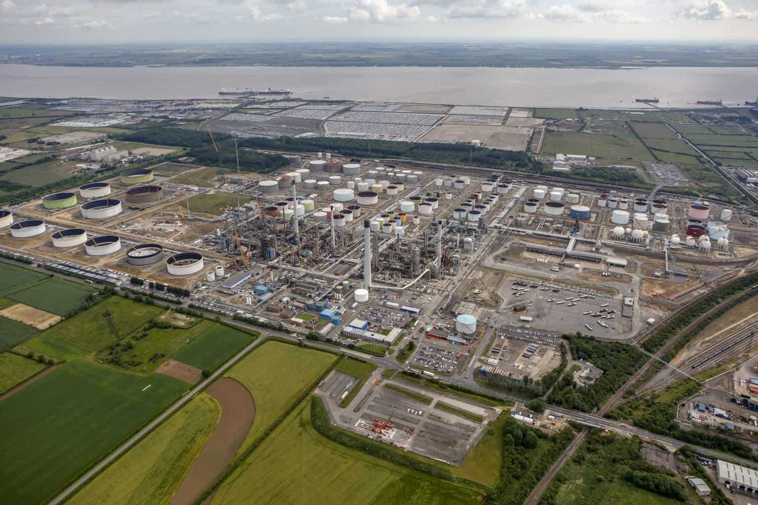 Altrad Secures Oil Refinery Contracts Worth £30M