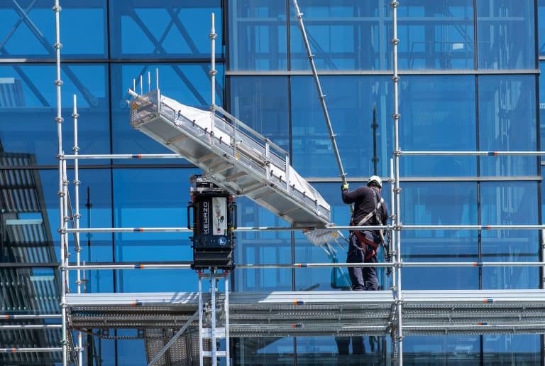 MOR1X Partners with Robotic Hoists Pioneer KEWAZO