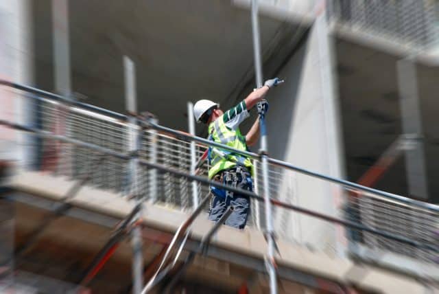 Survey finds shortage of scaffolders