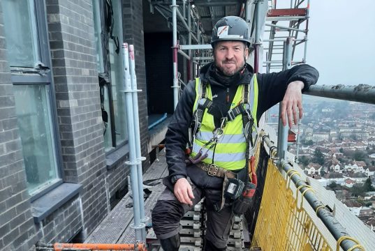 Gordon Vandrill has overcome a major car crash and the loss of a leg in a long journey taking him back to work as a scaffolder on some major projects.