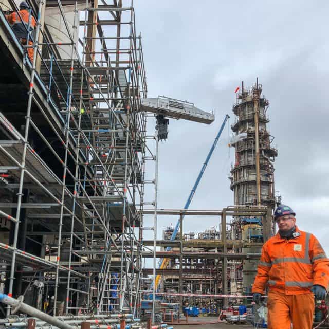 KEWAZO, the manufacturer of LIFTBOT robotic scaffolding hoists, has delivered its first robots to Altrad UK and Bilfinger UK.