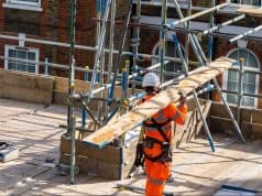 The largest payroll in the UK construction industry has reported a historical high in weekly earnings for skilled tradespeople. 