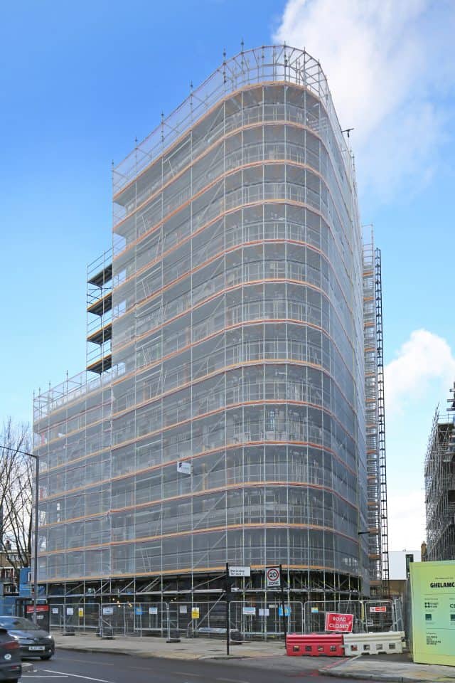PERI UP Easy scaffolding excels on recladding job in central London