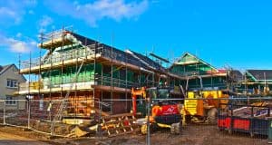 Construction workers are still in high demand despite economic uncertainty, according to new data.