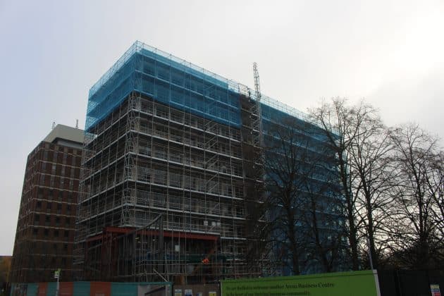 Skill Scaffolding has completed a challenging project at Grosvenor House in Basingstoke, thanks to the world's leading scaffolding system, Layher.