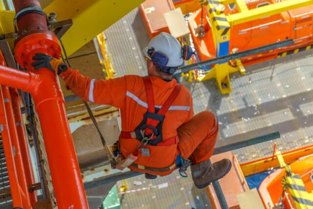 Scaffolders have joined the ranks of 1300 offshore workers participating in historic 48-hour strike action from Monday, 24 April