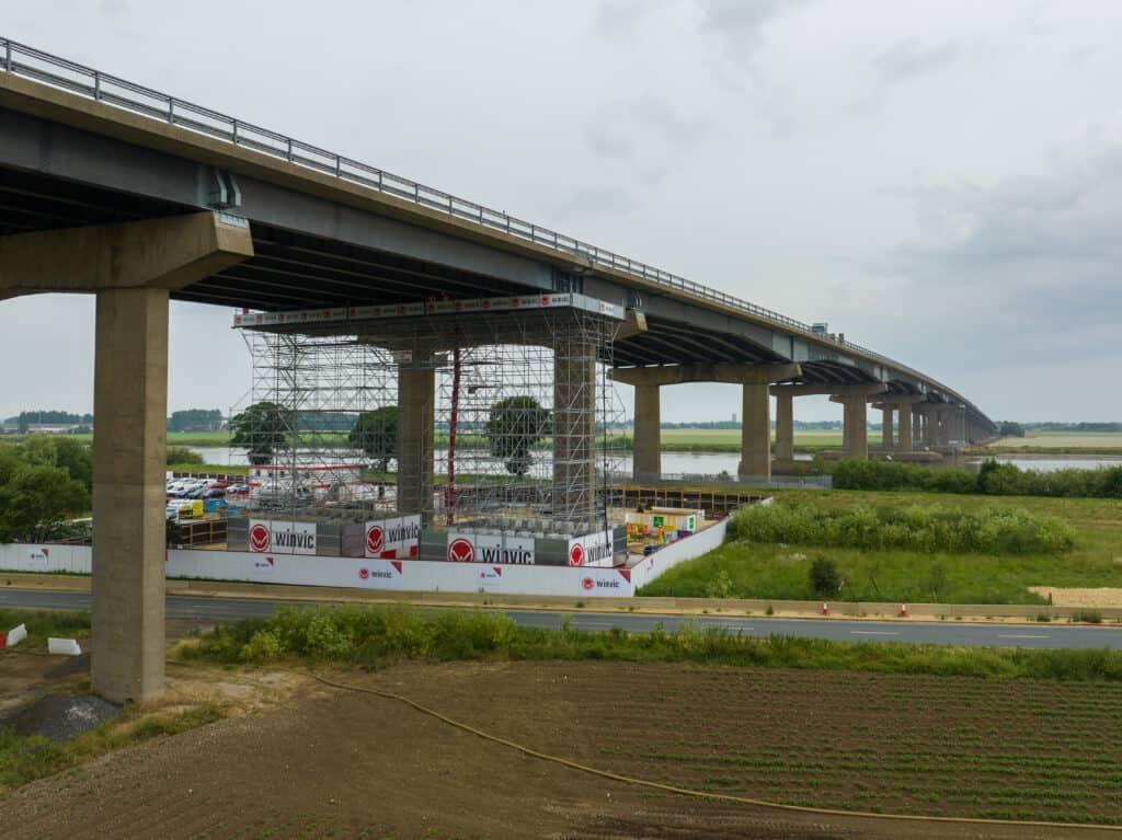 When it comes to challenging feats of engineering and problem-solving, few projects can compete with M.R. Scaffolding (Anglia) Ltd recent emergency access operation on the M62 Ouse Bridge. Scaffmag's latest project report shows how they provided an impressive fusion of efficiency, skill, and innovation, utilising Layher Ltd’s world-renowned scaffolding system.