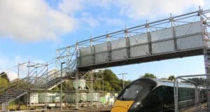 Skill Scaffolding has partnered with Layher UK to deliver a pedestrian access bridge in Lostwithiel, Cornwall. Together, they’ve supplied a...