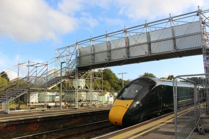 Skill Scaffolding has partnered with Layher UK to deliver a pedestrian access bridge in Lostwithiel, Cornwall. Together, they’ve supplied a...