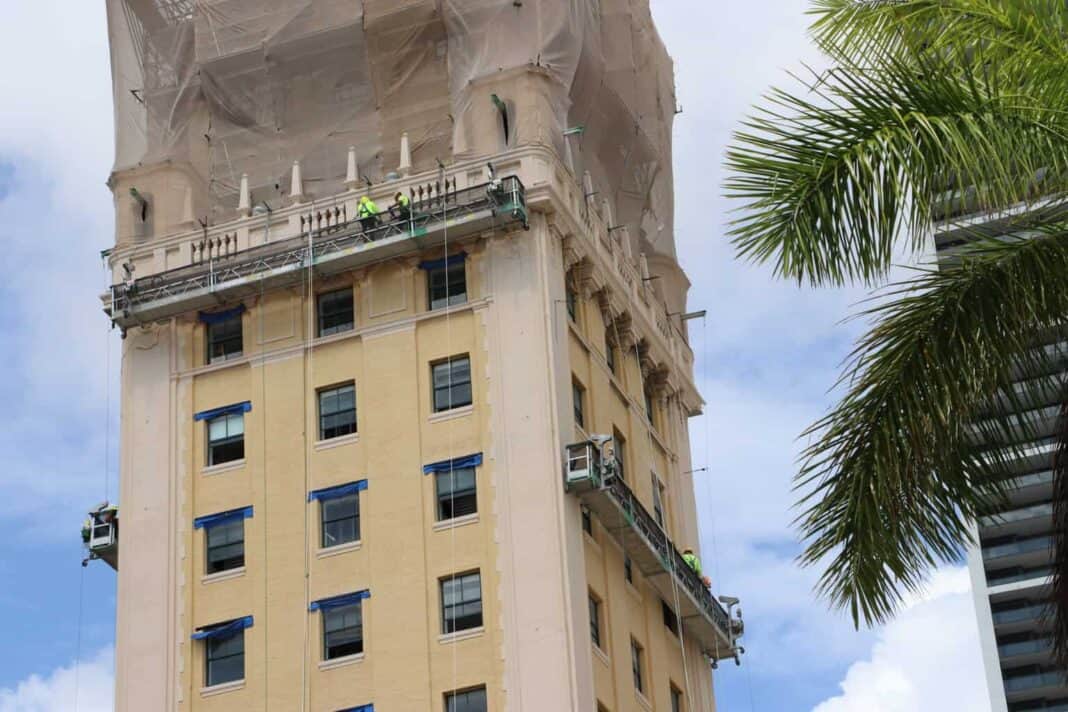 Sunbelt Rentals has won the 2024 Supported Scaffold Project of the Year Award from the Scaffold and Access Industry Association (SAIA) for its work on Miami’s historic Freedom Tower.