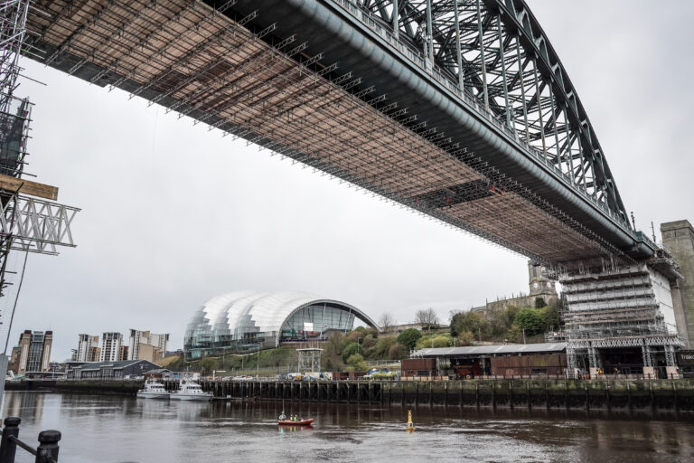 Reviving a Landmark: The Monumental Restoration of the Tyne Bridge