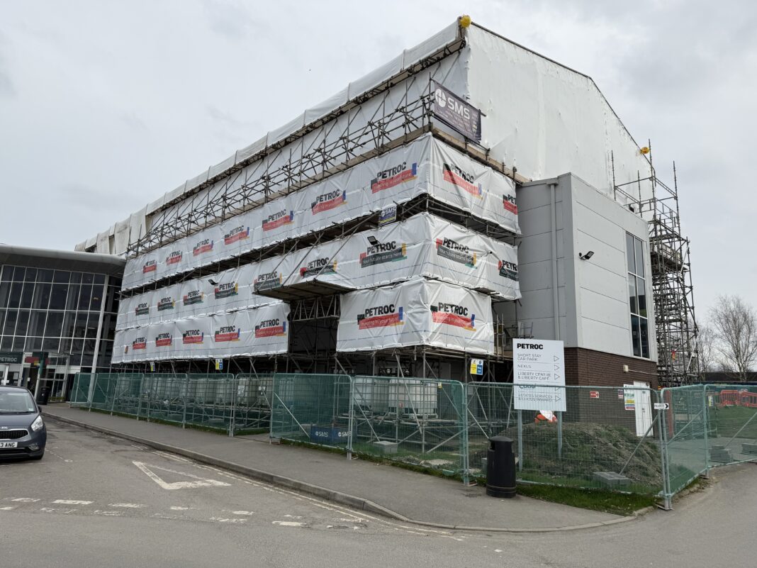 South Molton Scaffolding Ltd has successfully completed a technically challenging temporary roof and access project at Petroc College in North Devon, overcoming significant logistical and structural hurdles to deliver the scheme ahead of schedule and on budget.