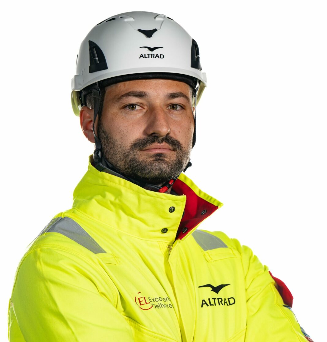 Altrad, one of the world’s leading industrial services providers, has collaborated with specialist supplier Leach’s to upgrade helmet safety for its scaffolding workforce.