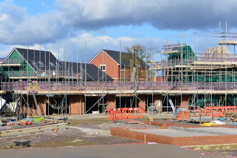 Construction starts slump as housing confidence falters