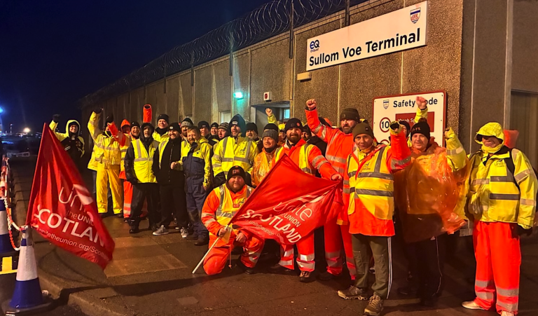 Scaffolders at Sullom Voe Terminal walk out over pay dispute
